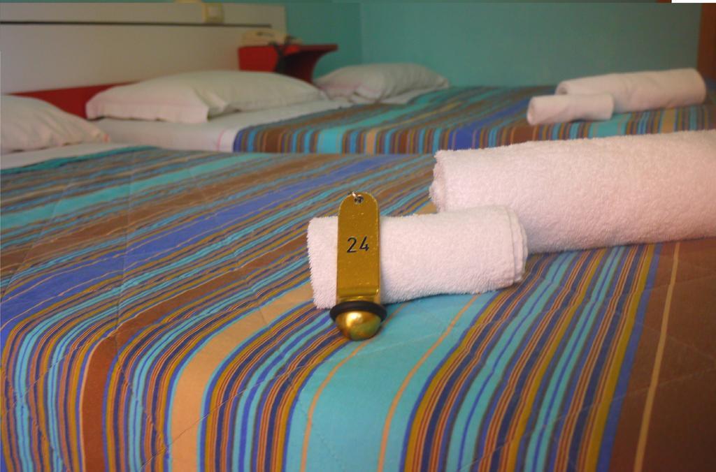 Hotel Maena Rimini Chambre photo